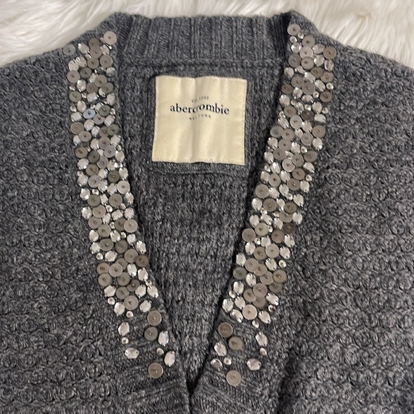 Abercrombie top - Picture 2 of 6